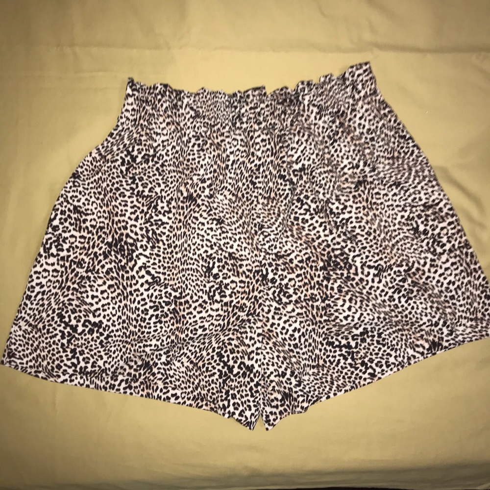 Leopard shorts - Picture 4 of 5